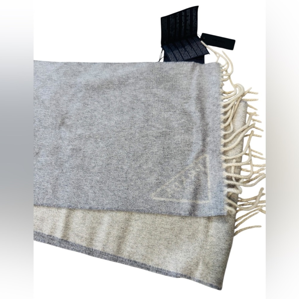 PRADA***100% Cashmere Nude and Gray and Reversible Scarf w/ Fringe***$1820 - Picture 9 of 9